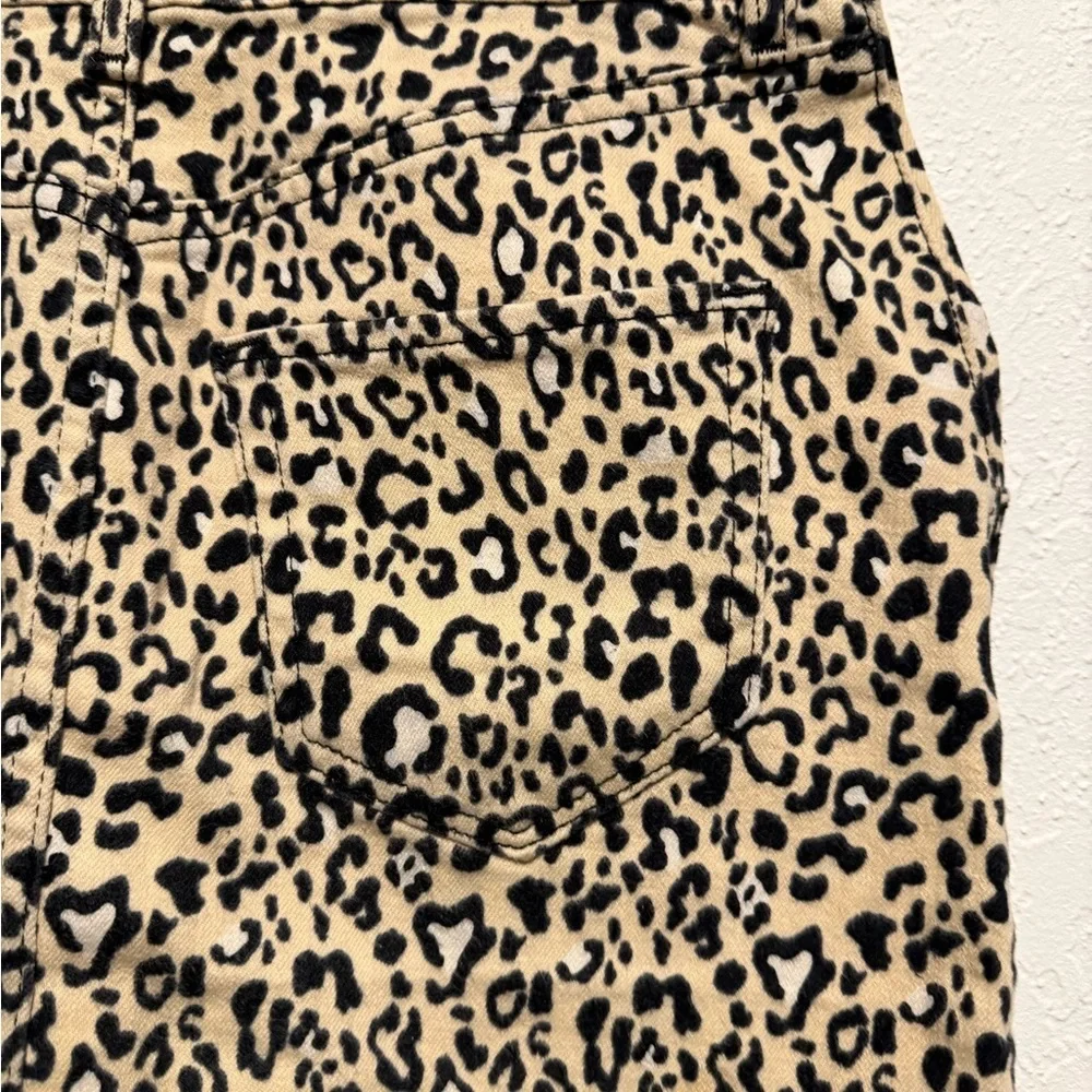 Hollister Ultra High Rise Leopard Print Button Front Mini Skirt Size 1 (25) Nude